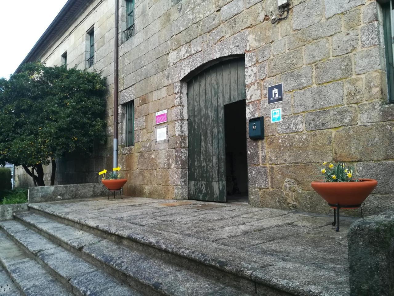 Albergue Convento Del Camino 图伊 外观 照片